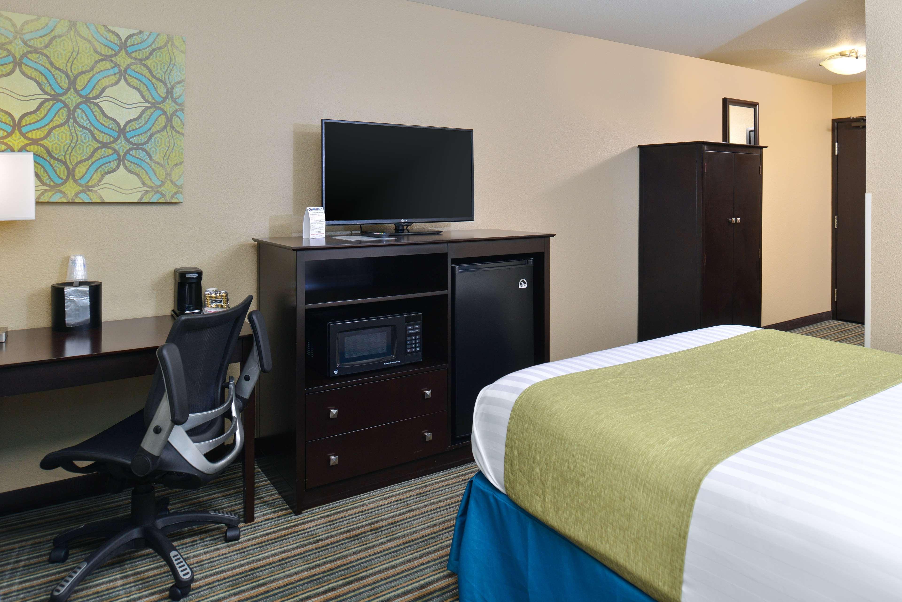 Best Western Long Beach Inn Eksteriør billede